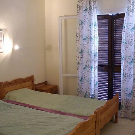 Silver Nests Apartment *